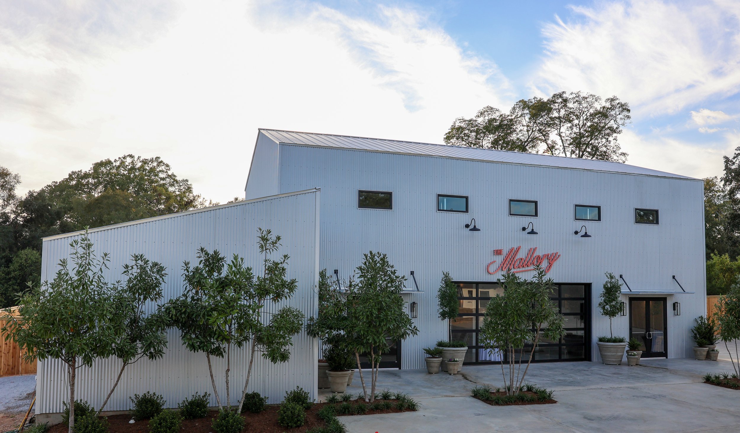 Summer Sip & See at The Mallory